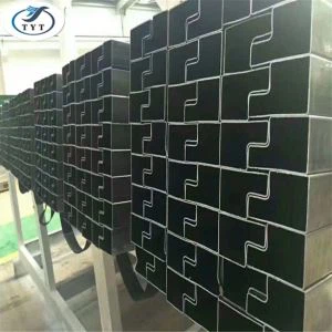 SS400 Сальниковая черная квадратная стальная труба